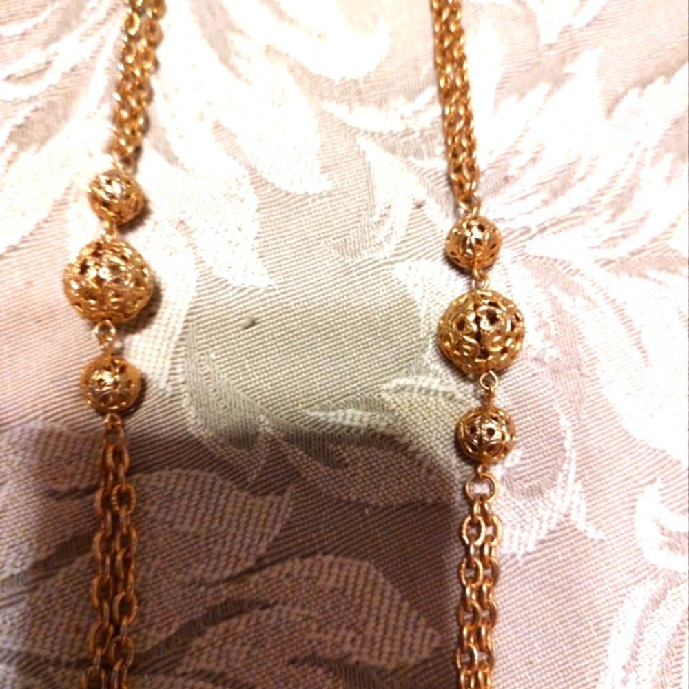 ⚜️🌹⚜️ Gorgeous Vintage Gold Filigree Ball Draping Necklace - Picture 3 of 6